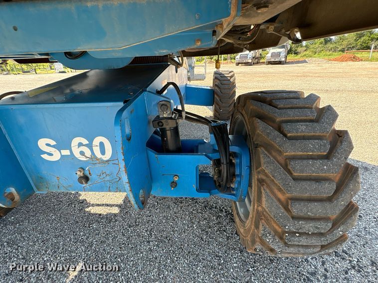 image for item DT6719 2013 Genie S-60X boom lift