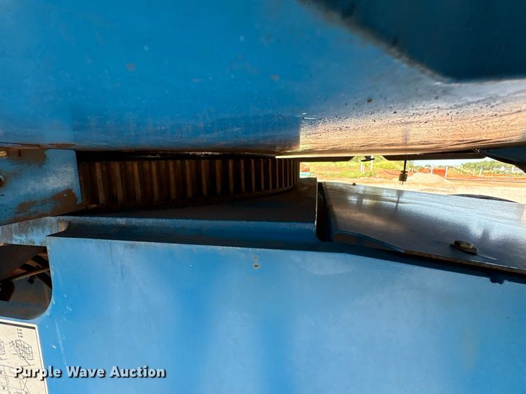 image for item DT6719 2013 Genie S-60X boom lift