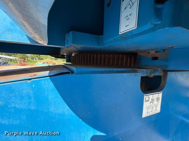 image for item DT6719 2013 Genie S-60X boom lift