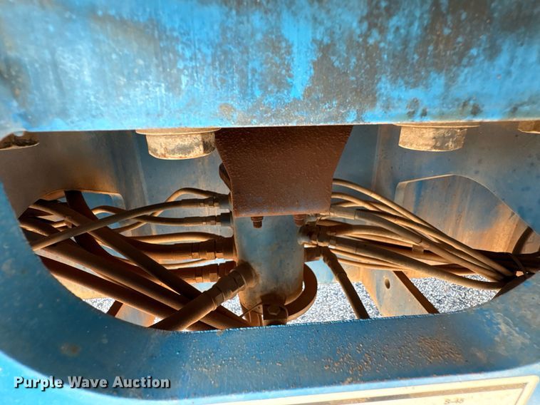 image for item DT6719 2013 Genie S-60X boom lift