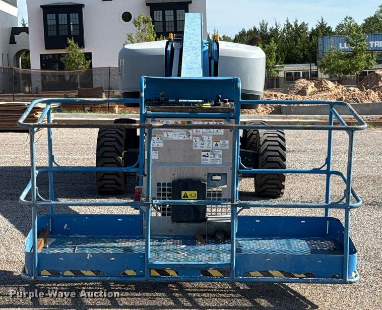 image for item DT6720 2015 Genie S-60X boom lift