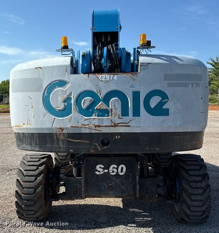 image for item DT6720 2015 Genie S-60X boom lift