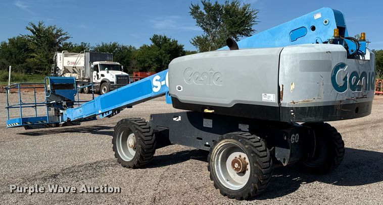 image for item DT6720 2015 Genie S-60X boom lift