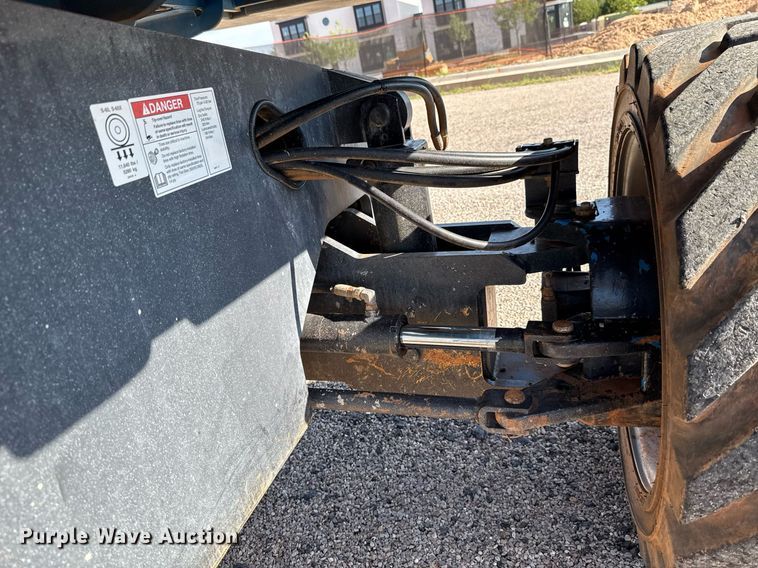 image for item DT6720 2015 Genie S-60X boom lift