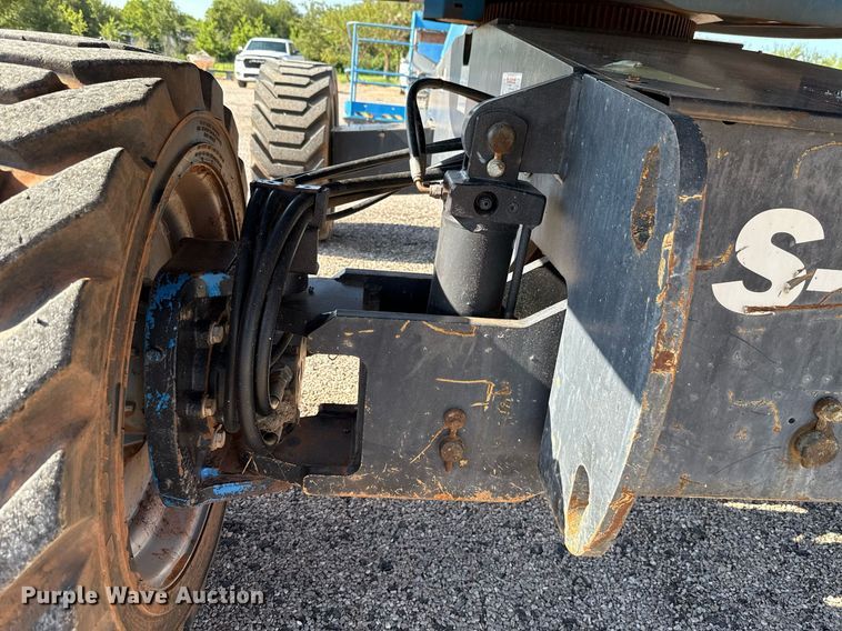 image for item DT6720 2015 Genie S-60X boom lift