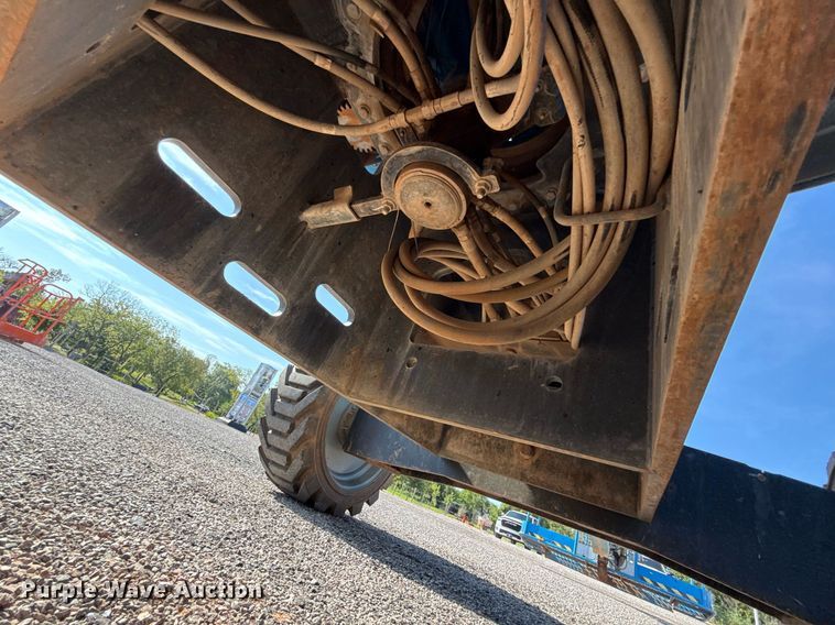 image for item DT6720 2015 Genie S-60X boom lift