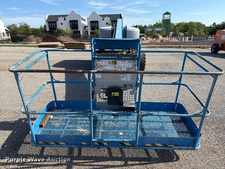 image for item DT6720 2015 Genie S-60X boom lift