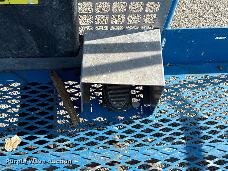 image for item DT6720 2015 Genie S-60X boom lift