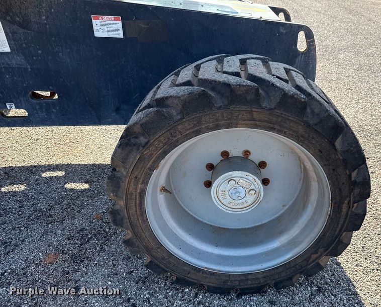 image for item DT6720 2015 Genie S-60X boom lift