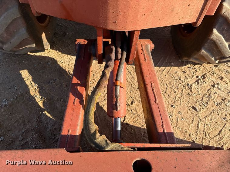 image for item DT6721 1991 Ditch Witch 5020 trencher