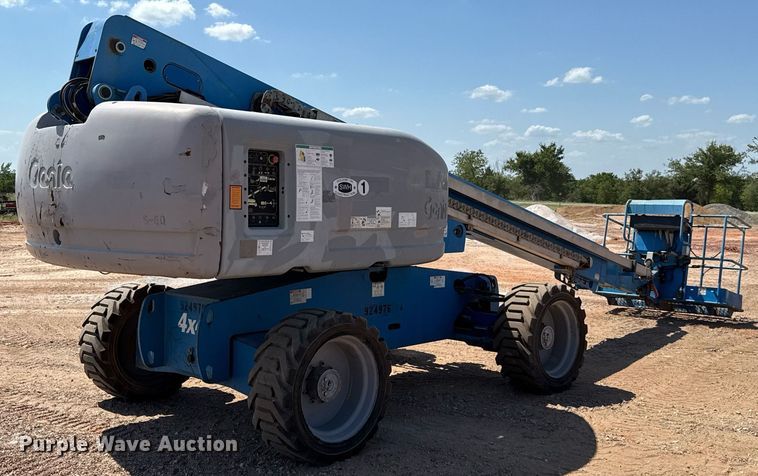 image for item DT6722 2012 Genie S-60X boom lift