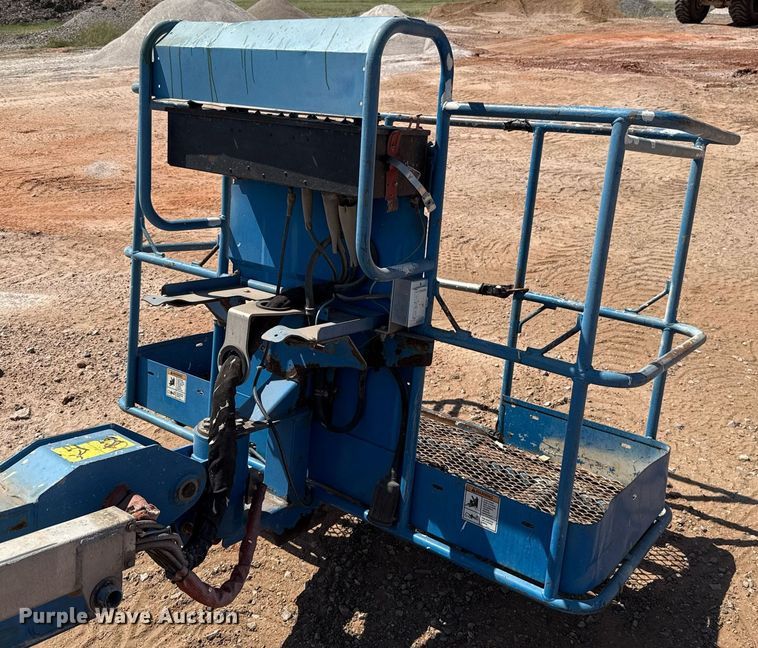 image for item DT6722 2012 Genie S-60X boom lift