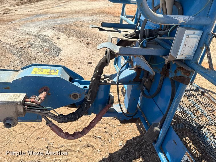 image for item DT6722 2012 Genie S-60X boom lift