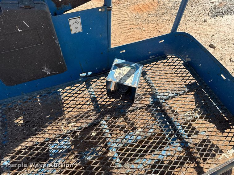 image for item DT6722 2012 Genie S-60X boom lift