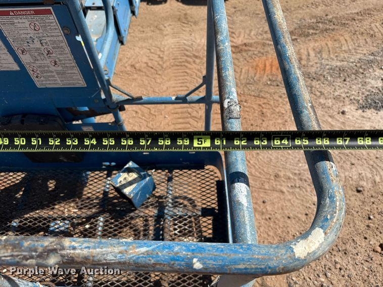 image for item DT6722 2012 Genie S-60X boom lift