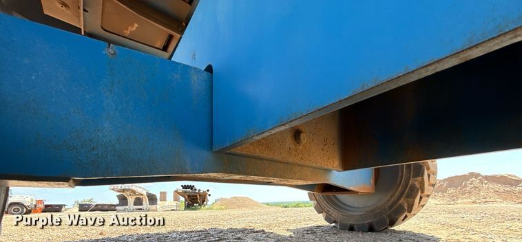 image for item DT6722 2012 Genie S-60X boom lift