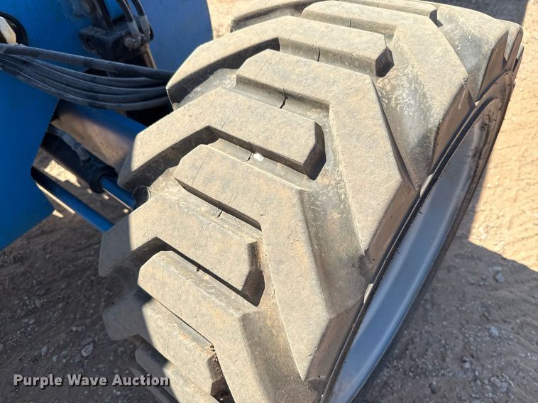 image for item DT6722 2012 Genie S-60X boom lift