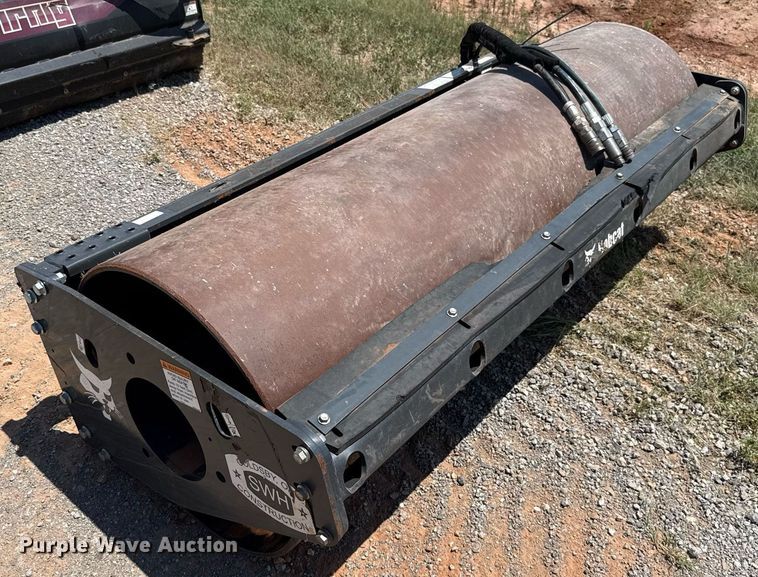 image for item DT6723 Bobcat skid steer single drum roller