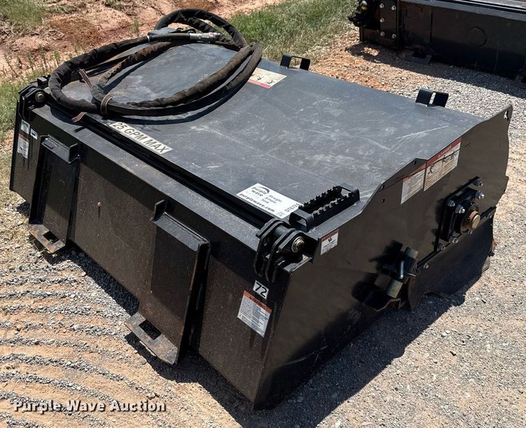 image for item DT6724 Virnig VI PUB72 skid steer sweeper