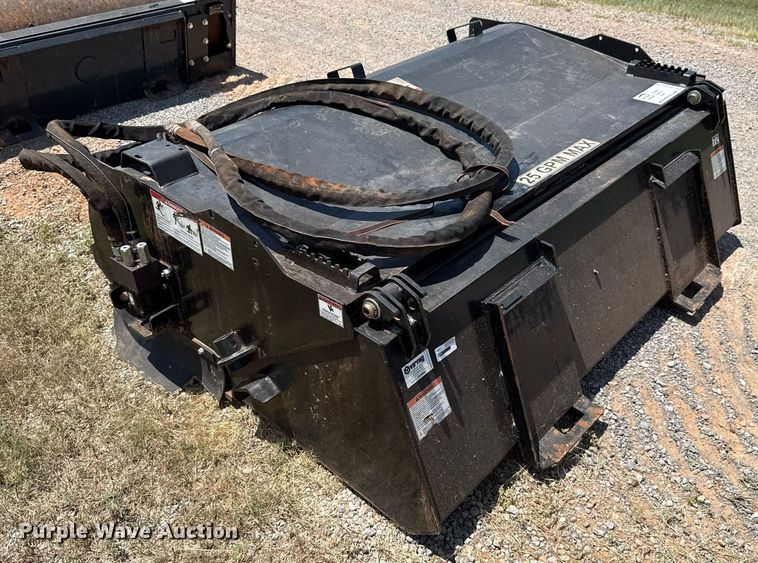 image for item DT6724 Virnig VI PUB72 skid steer sweeper