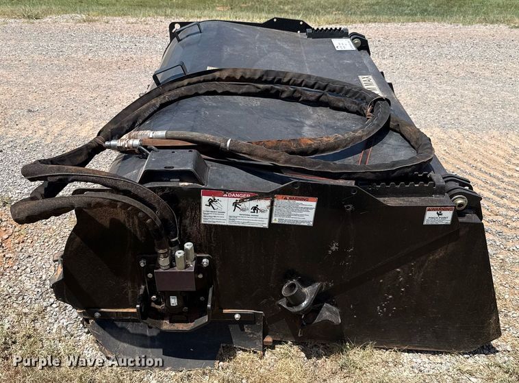 image for item DT6724 Virnig VI PUB72 skid steer sweeper