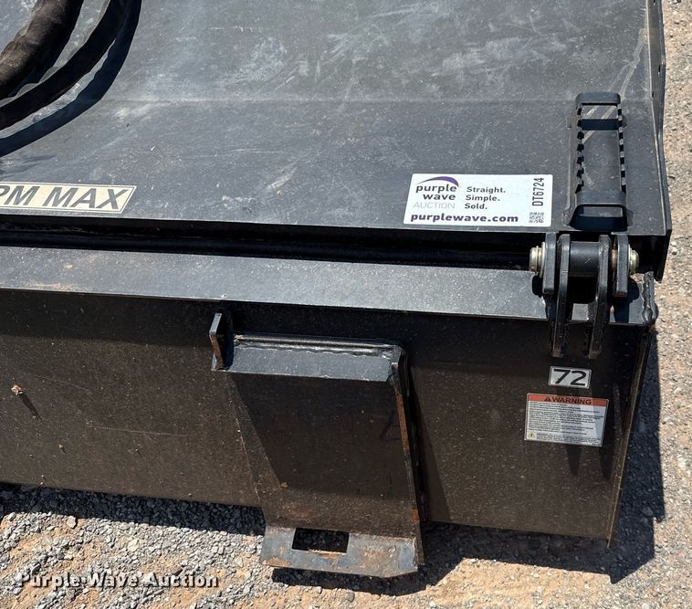 image for item DT6724 Virnig VI PUB72 skid steer sweeper