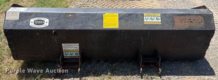 image for item DT6725 2021 Star Industries 1408B telehandler bucket