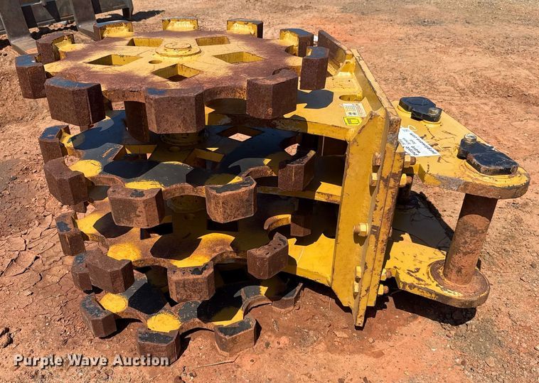 image for item DT6729 Caterpillar 592-6574 compaction wheel