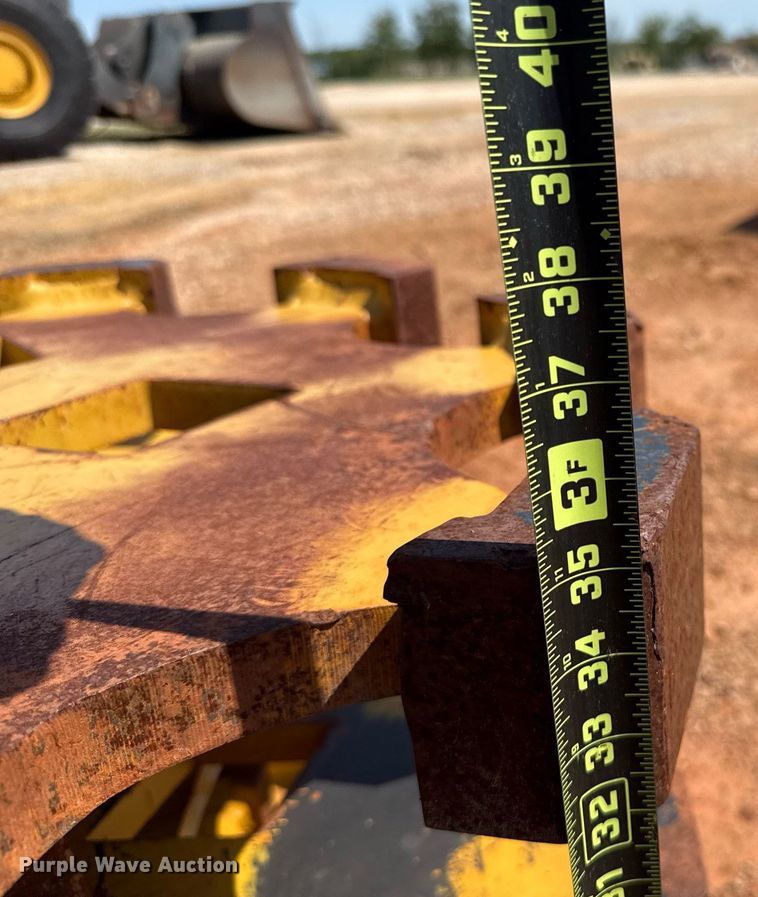 image for item DT6729 Caterpillar 592-6574 compaction wheel