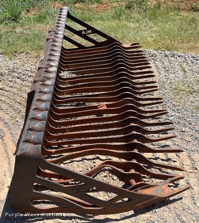 image for item DT6730 Cummings and Bricker skid steer rock bucket