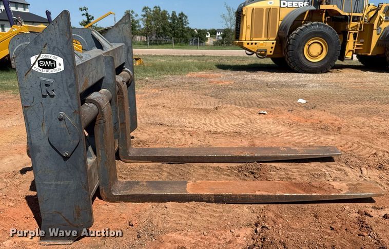 image for item DT6731 Rockland CFHD-844J wheel loader forks