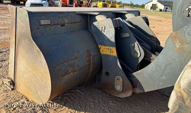 image for item DT6732 2007 John Deere 844J wheel loader