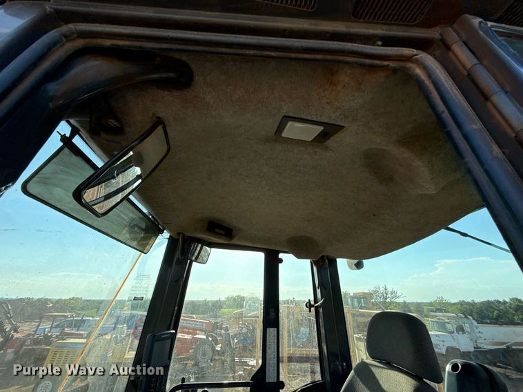 image for item DT6732 2007 John Deere 844J wheel loader