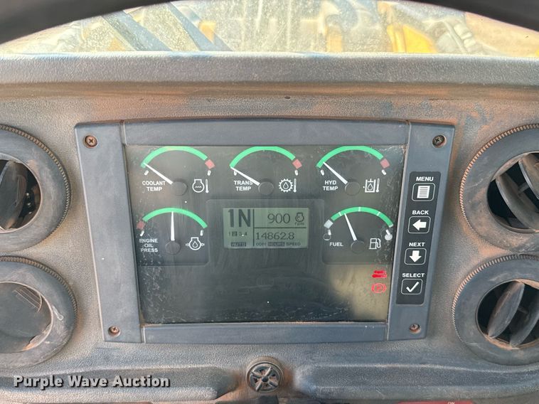 image for item DT6732 2007 John Deere 844J wheel loader