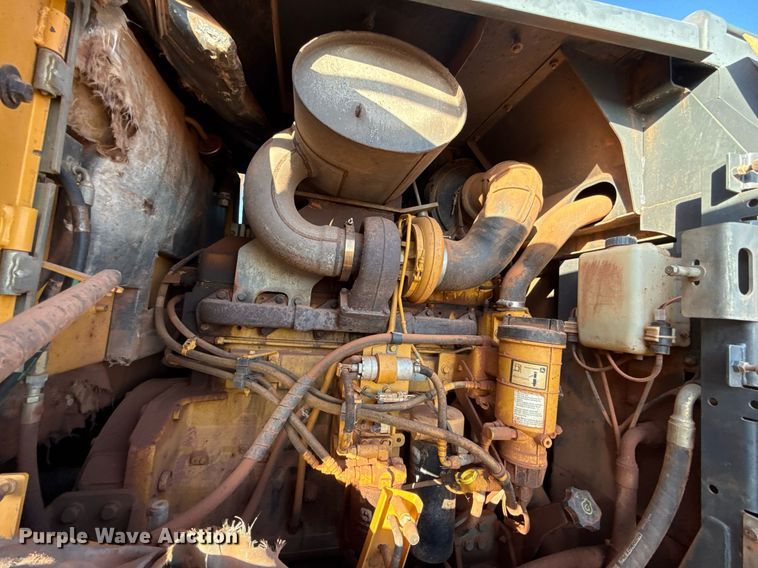 image for item DT6732 2007 John Deere 844J wheel loader