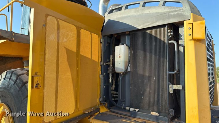 image for item DT6732 2007 John Deere 844J wheel loader