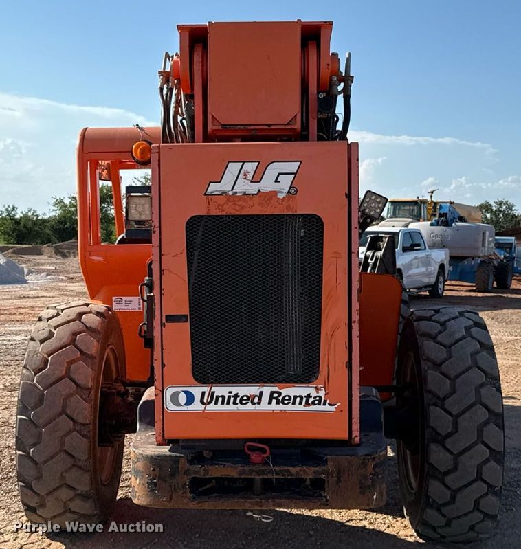 image for item DT6734 2016 JLG Skytrak 10054  telehandler