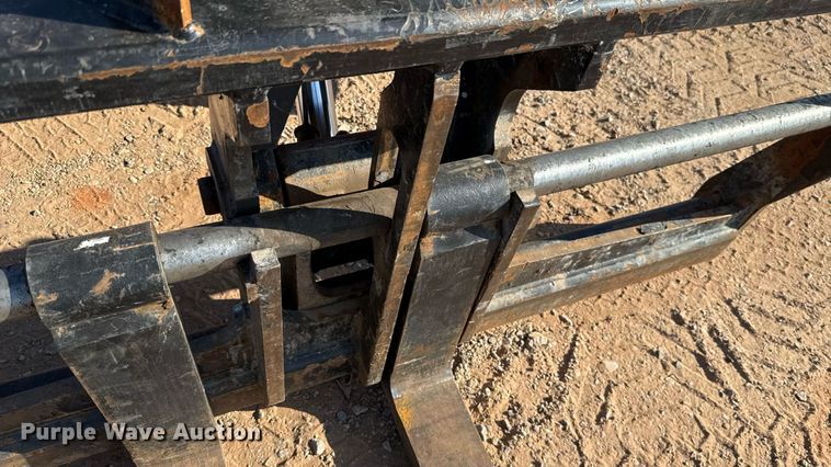 image for item DT6734 2016 JLG Skytrak 10054  telehandler