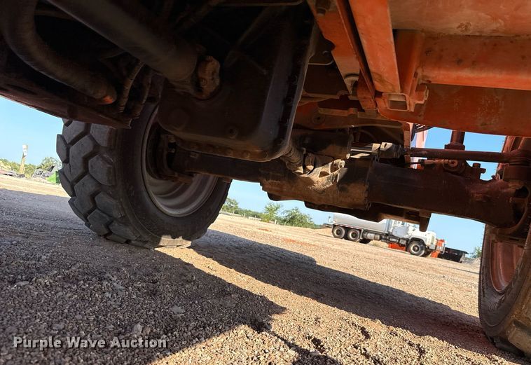 image for item DT6734 2016 JLG Skytrak 10054  telehandler