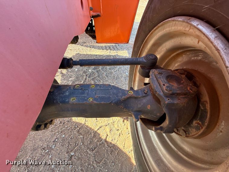 image for item DT6734 2016 JLG Skytrak 10054  telehandler