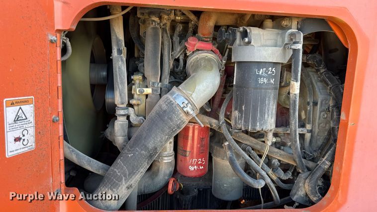 image for item DT6734 2016 JLG Skytrak 10054  telehandler