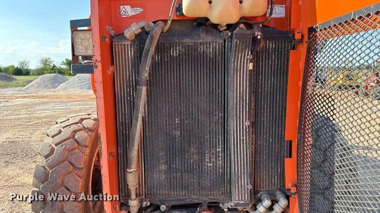 image for item DT6734 2016 JLG Skytrak 10054  telehandler