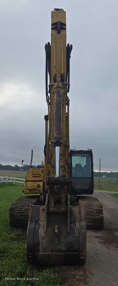 image for item DU7825 2005 Caterpillar 330CL excavator