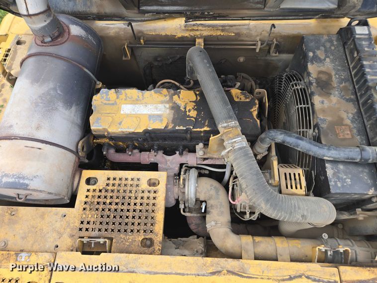 image for item DU7825 2005 Caterpillar 330CL excavator