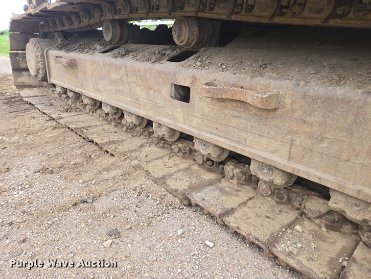 image for item DU7825 2005 Caterpillar 330CL excavator