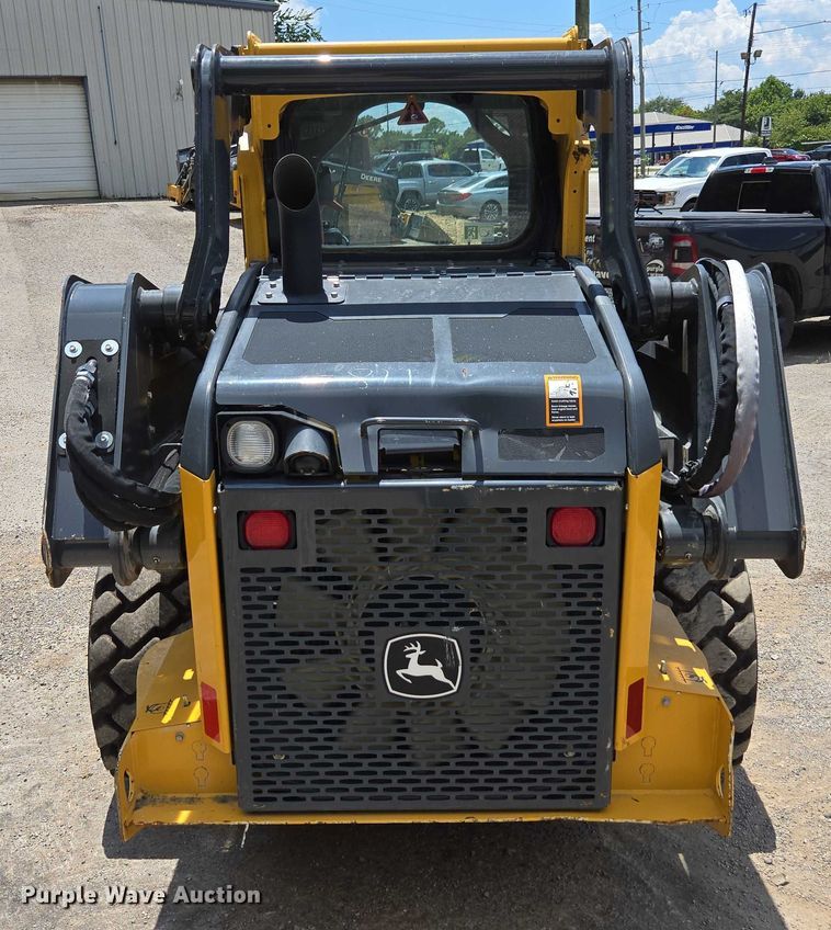 image for item DU7922 2023 John Deere 320G skid steer loader