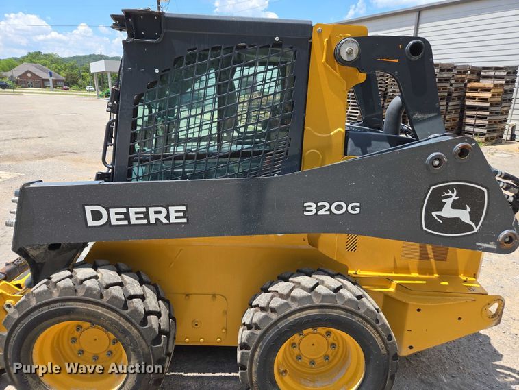 image for item DU7922 2023 John Deere 320G skid steer loader