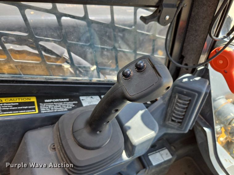 image for item DU7922 2023 John Deere 320G skid steer loader