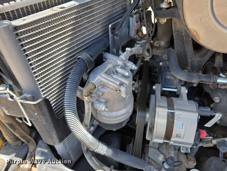 image for item DU7922 2023 John Deere 320G skid steer loader