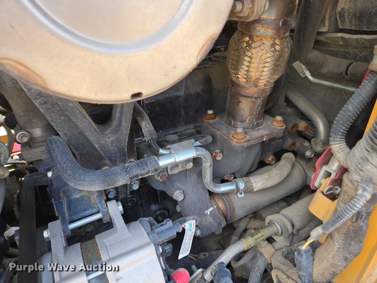 image for item DU7922 2023 John Deere 320G skid steer loader